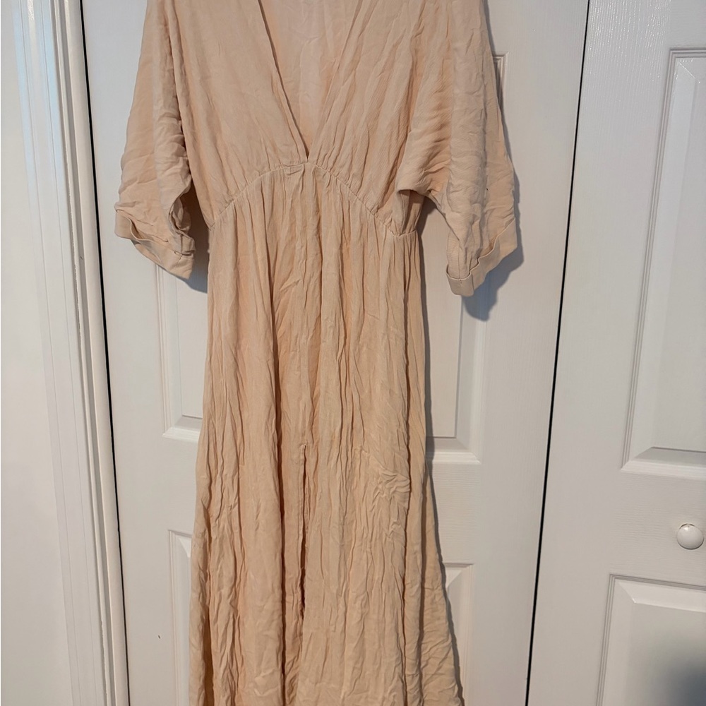 Elegant Cream Maxi Dress